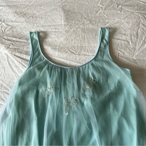 Vintage Nightgown - Picture 4 of 5